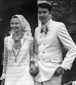 gloria vanderbilt husband wyatt emory cooper