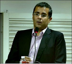 chetan bhagat author