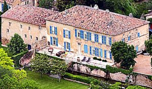 angelina-jolies-house-chateau-miraval-in-france