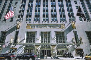 brad-pitt-house-next-to-house-next-to-waldorf-astoria-towers